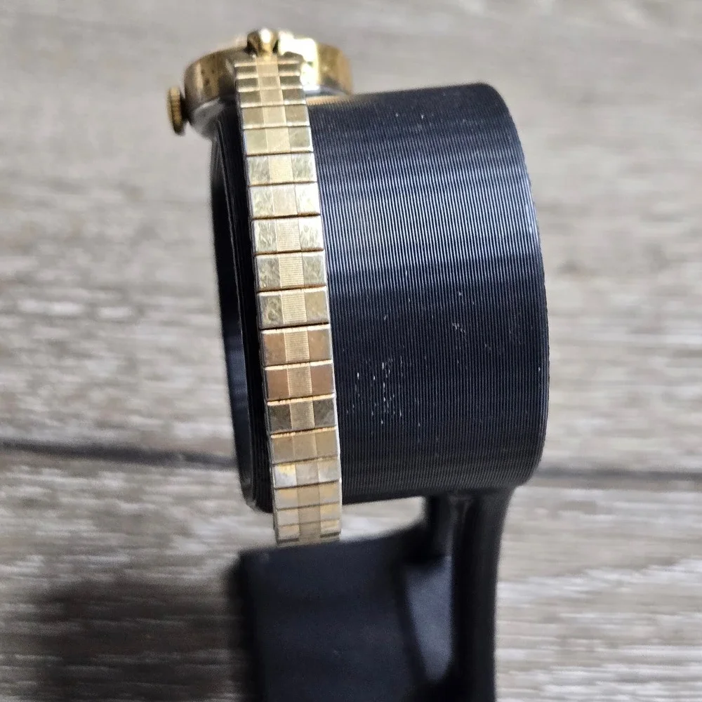 Vintage Timex Vintage Mechanical Womens Watch Gold Tone Expansion Band For Parts